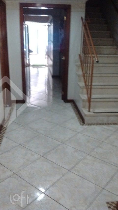 Image 19 - 233082